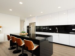 Ver detalhes: Venda: Moradia T3